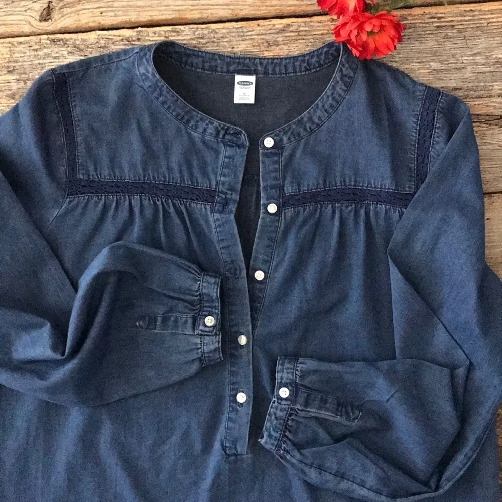Old Navy Chambray Shirt Dress with Lace - Picture 9 of 10